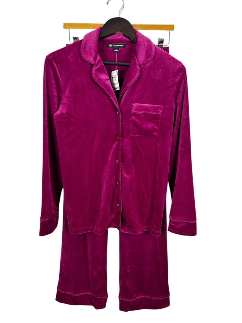 INC International Concepts Velvet Pajama Set Size XS in Magenta Long Sleeve